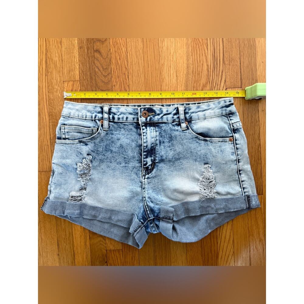 Forever 21 Denim Shorts -‎ Size 29 - Picture 5 of 7